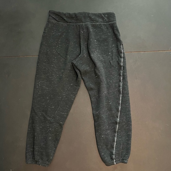 Calvin Klein Sweatpants - Picture 3 of 4